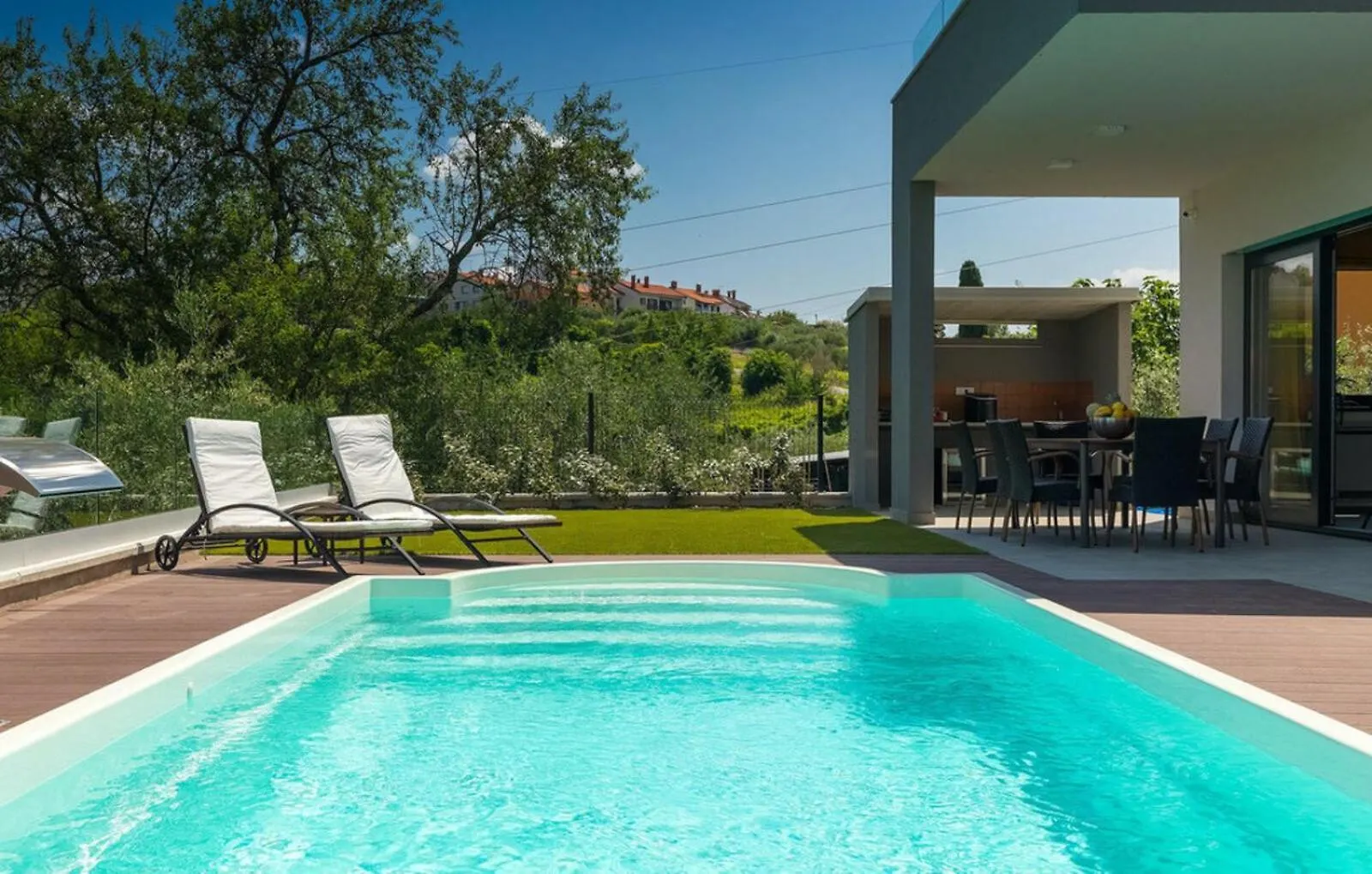 Villa Primavera For 8 People In Buje With Private Pool & Pet Friendly